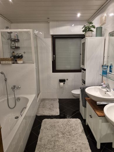 Einfamilienhaus mit großem Grundstück, Ausbaupotenzial & provisionsfrei – Foto 11