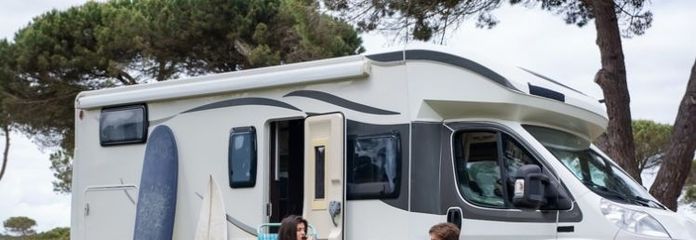 Campingplatz, mehr als 120 Stp., ertragreich, Vollexistenz, Lage an Fluß in Landschaftsschutzgebiet