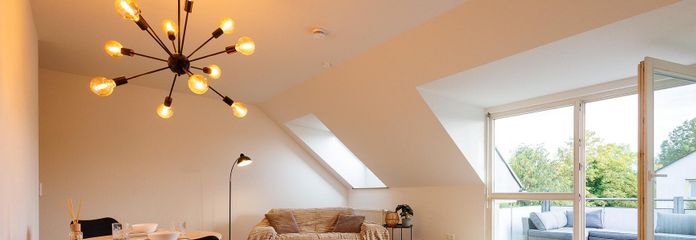Bezugsfertige 2-Zimmerwohnung inkl. Tiefgaragen Stellplatz – Wohnzimmer