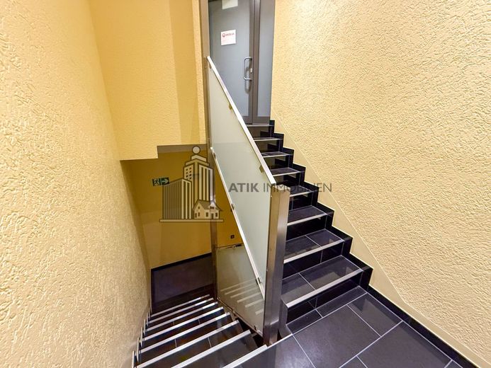 ATIK: Moderne Büroflächen in zentraler Lage mit exzellenter Verkehrsanbindung - provisionsfrei – Eingangsbereich