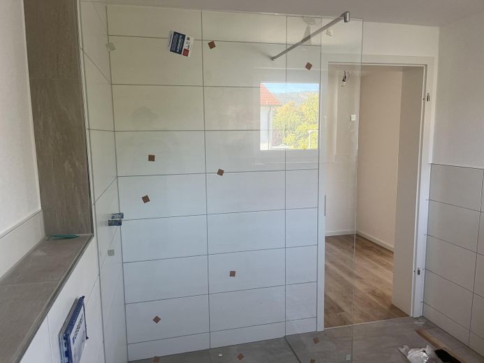 Piso de 4,5 habitaciones en Spaichingen, a estrenar en obra nueva – Bad (im Bau)