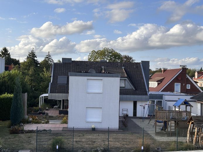 Maison design pour deux générations dans un emplacement privilégié à Haselünne – Photo 1