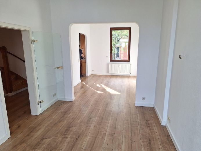 Privatverkauf: 1-2 FH direkt am Klinikum Mitte – Foto 6