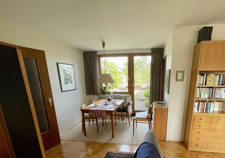 Lichtdurchflutete freundliche 3 Zimmer Dachgeschoßwohnung in ruhiger Lage in Wiblingen – Foto 6