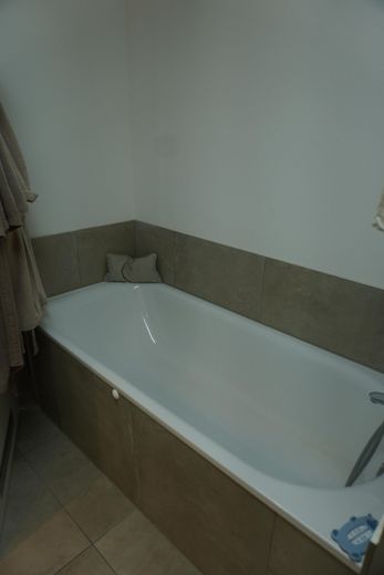 Ampio appartamento di 2 locali con terrazza – Badewanne
