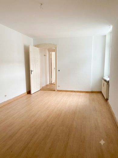 Frisch **renovierte** 4,5-Zimmer Wohnung, 2 Badezimmer, nähe der TU Brandenburg – Foto 7