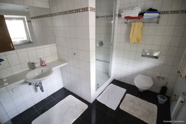 Tolles Zweifamilienhaus direkt am Rodenhofer Naturschutzgebiet – Bad DG