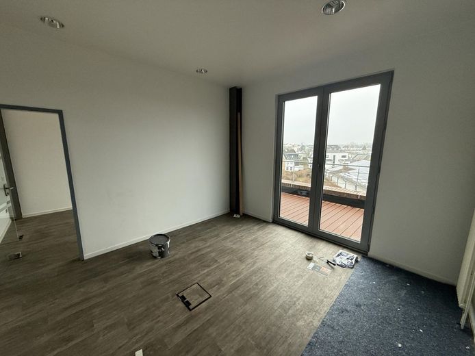 Repräsentative Büroflächen im "Series-A-Campus" – DG