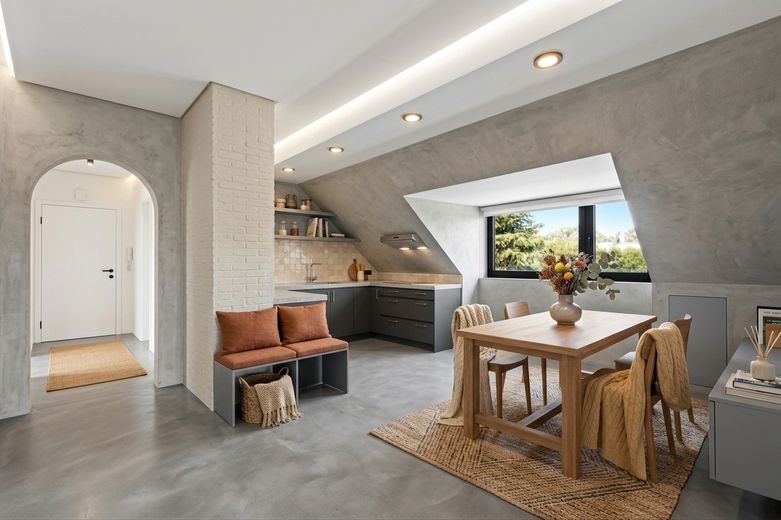First occupancy after complete renovation: Dream attic apartment with roof terrace, fireplace & air conditioning – Küche