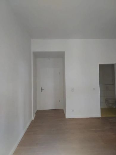 Helle Singlewohnung mit Balkon nahe Osloer Straße – Eingangsbereich