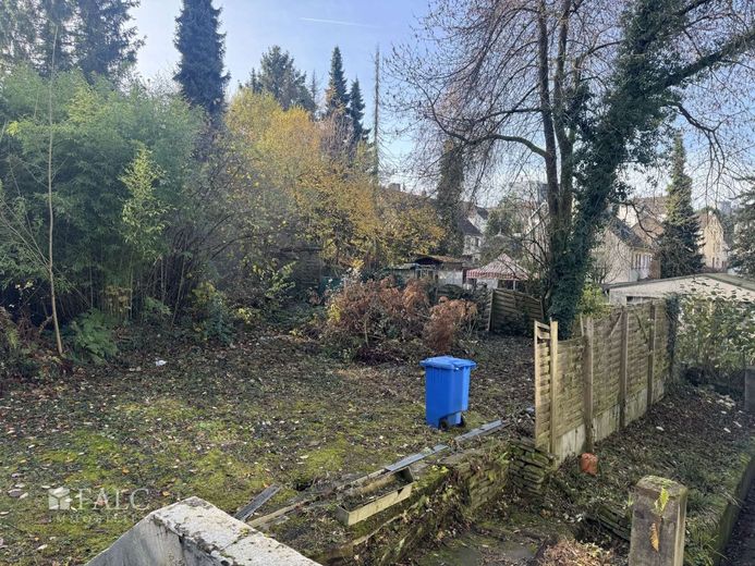 Wohn- und Geschäftshaus in zentraler Lage – Bild 13