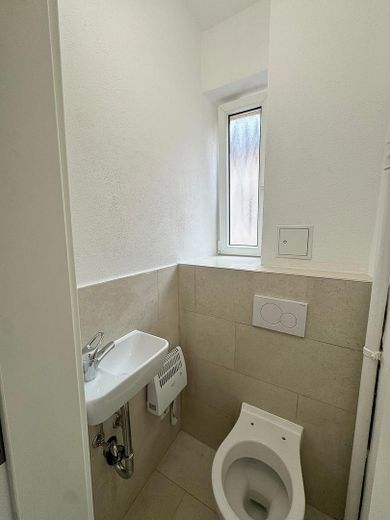 Primera ocupación tras la renovación en Stuttgart Este – WC