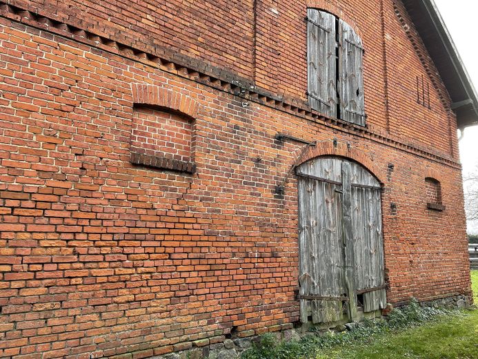 Wunderschöne Scheune mit erteiltem Vorbescheid zum Ausbau (provisionsfrei) – Rückseite Nordwest