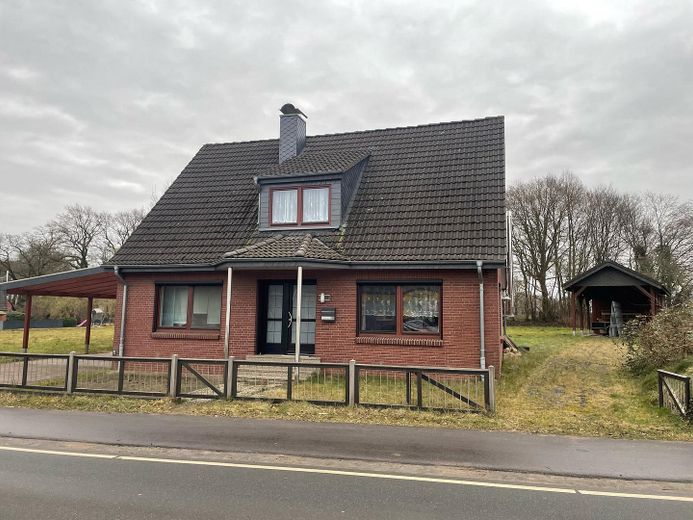 Straßenansicht