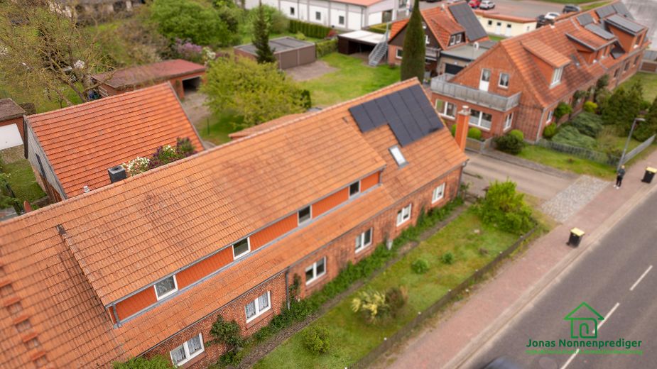 Reihenmittelhaus mit Garage und Garten - für den Käufer provisionsfrei – Foto 1