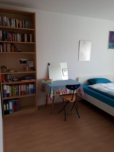 Bonn Lengsdorf schöne 2 Zimmer Wohnung mit Balkon, seperater Küche - Bad mit Badwanne – Foto 2