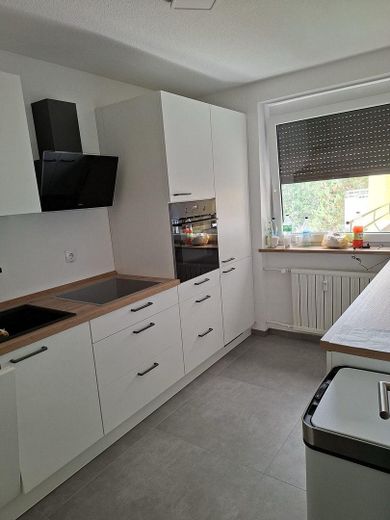 4-pokojowe mieszkanie z loggią w Röthenbach an der Pegnitz – Küche 