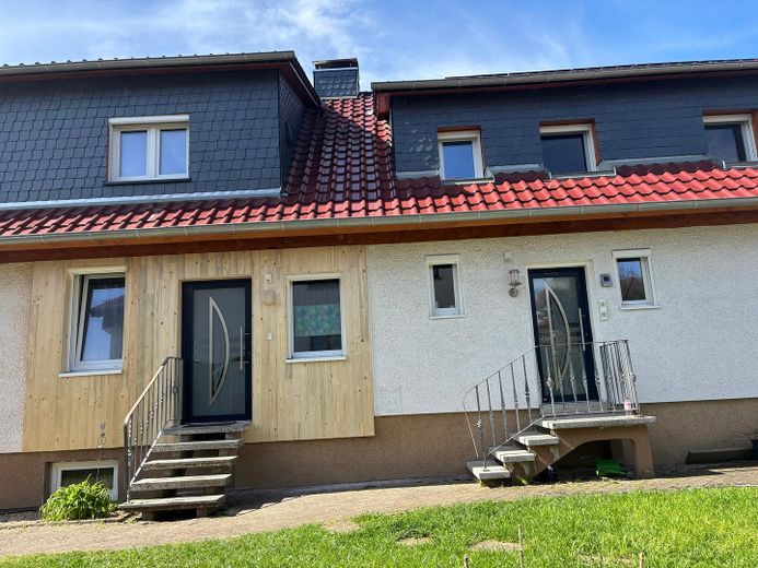 Seitenansicht sep. Eingänge