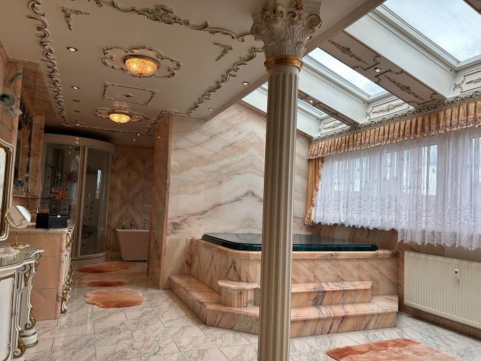 Von PRIVAT * 170 qm zum wohnen oder als Kapitalanlage* – Foto 6