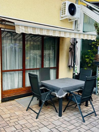Casa unifamiliare ben tenuta in posizione periferica a Ludwigshafen Ruchheim – Garten 