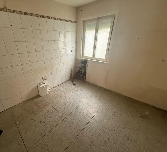 Maison individuelle nécessitant des travaux de rénovation avec grange, située au calme à Bretzfeld – Photo 12