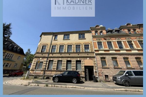 ¿Lugar favorito? Vivienda de 4 habitaciones en la última planta con cocina equipada y balcón en Mylau