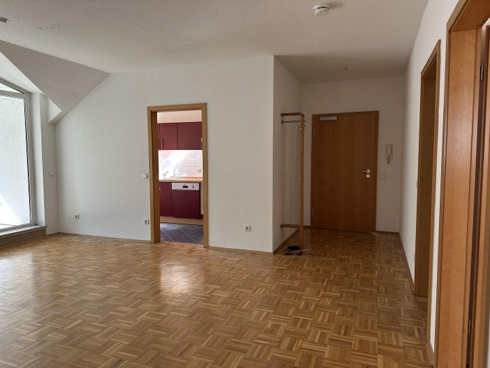 Kassel - Bad Wilhelmshöhe: Moderne 4 ZKB mit großer Terrasse – Zimmer 1