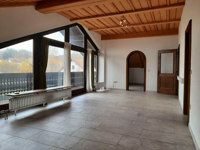 2x 1 Zi-Appartement & 3-Zi DG Wohnung mit Panoramablick, Balkon u. Küchenzeile u. 2 Duschbädern – DG-3 Zi Wohnen => Küche