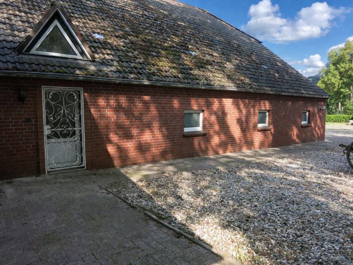 Resthof / Landhaus + 600 m² Hallenfläche – Wohnen & Arbeiten in Westerstede – Nebeneingang Remise Halle 1