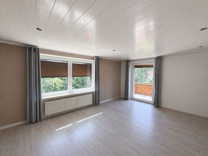Exklusives 3 / 4 Zimmer Eigentumswohnung mit Balkon – Foto 5