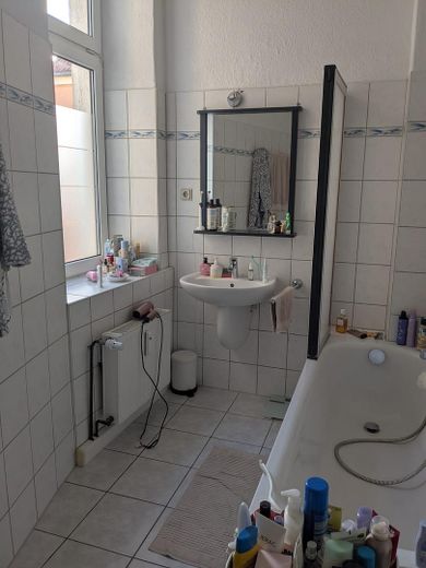 große 1 Zimmer Wohnung, zentral gelegen im 1. OG (BL.5) – Foto 5