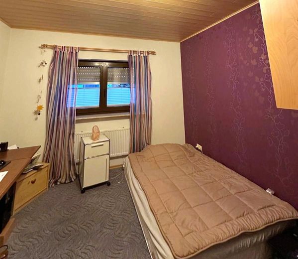 Schlafzimmer 2
