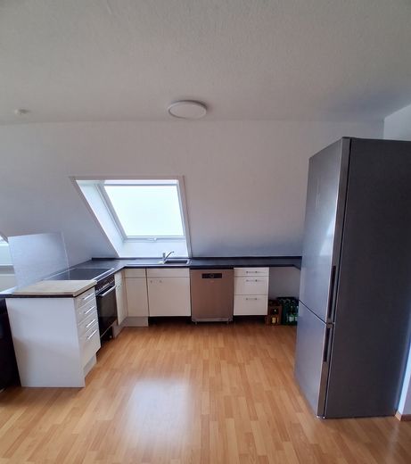 Appartement mansardé avec vue dégagée – Foto 2