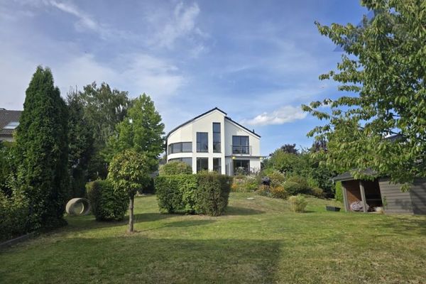 Dom jednorodzinny w Hiddenhausen-Schweicheln – Holzmann Immobilien