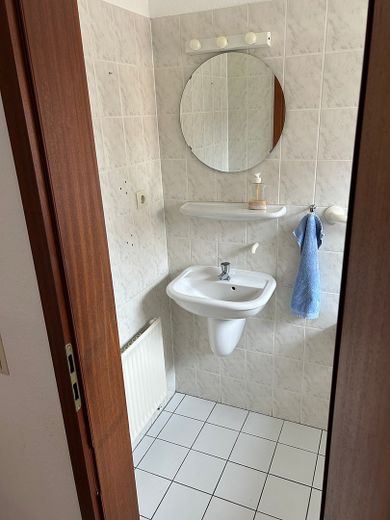 Zentral aber ruhig, Wohnung mit 3 Zimmern und großem Balkon – Foto 5
