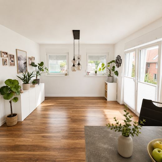 Moderne 4-Zimmer-Wohnung mit Balkon in Zeven – Foto 8