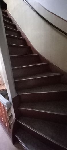 Sanierungsbedürftiges Reihenmittelhaus mit Nebengelass und Garage – Foto 6