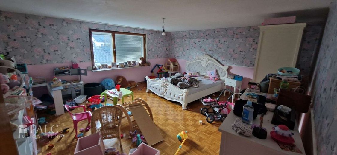 *Provisionsfrei* Schmuckstück im Historischen Ortskern - Falc Immobilien Siegen – Kinderzimmer