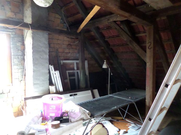 Seltenes Fundstück neu kalkuliert: Haus mit Hof, Werkstatt & 3.085 m² Grundstück – nur 69.999 € – Ausbaumöglichkeit OG