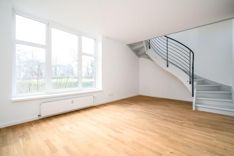 Einmalige 3 Raumwohnung im Loft-Stil am Wall in der Greifswalder Innenstadt – Blick auf den Wall