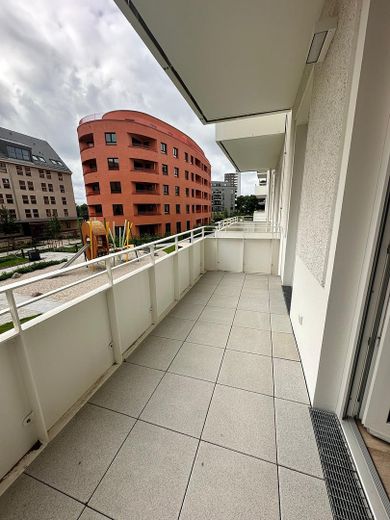 Modern 2 Zi. Wohnung am Havel in Spandau ab Okt (auch Sept möglich) – Balkon