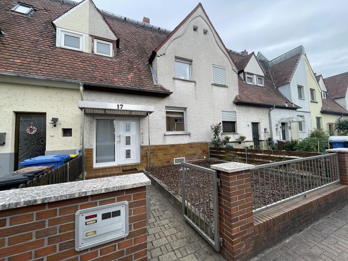 Il vostro angolo di Rheindürkheim – con cortile, carport e riscaldamento nuovo – Aussenansicht 