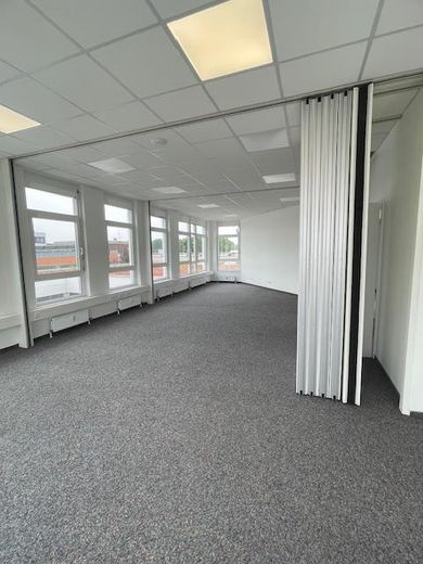 OFFICE. BUT BETTER. NUREMBERG-NORTHEAST - The difference in quality features makes the added value ... – Photo 6