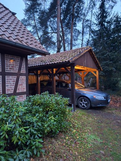 Solides Carport
