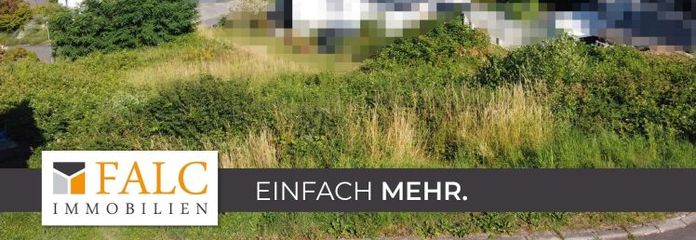 Sonniges Hanggrundstück mit traumhafter Aussicht