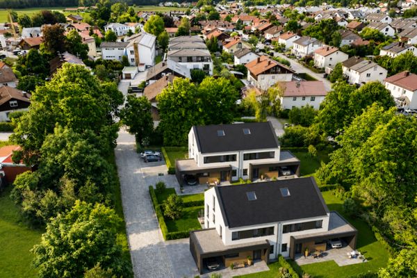 Terreno edificabile per casa unifamiliare o bifamiliare in posizione adatta alle famiglie - è già disponibile una richiesta preliminare di autorizzazione edilizia!