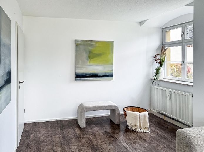 Apartament zamkowy nad Jeziorem Bodeńskim – osobne wejście, szybki internet do pracy z domu, dostępny od zaraz – Platz für Ihre Kreativität