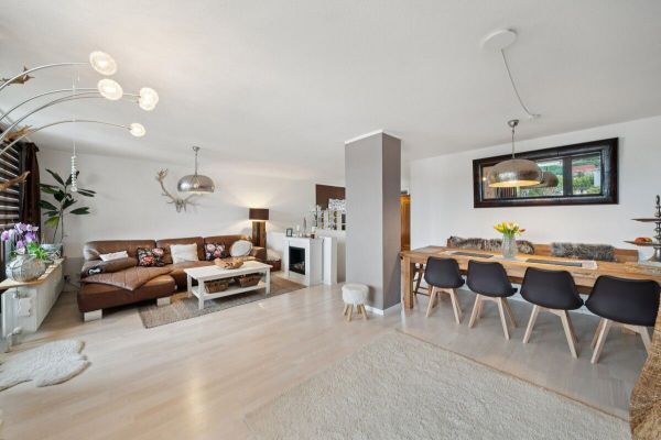 Großzügige 3-Zimmer-Maisonette in Landshut mit Loggia, Aufzug und Tiefgaragenstellplatz inklusive