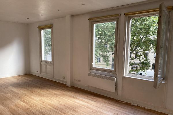 1-Zimmer Altbau-Apartment in bester Citylage - Provisionsfrei