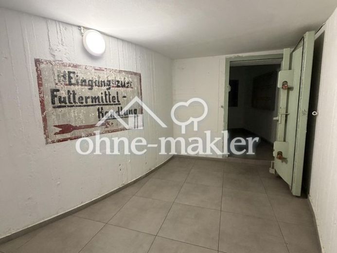 Apartment mit Balkon im historischen Hochbunker – Foto 1